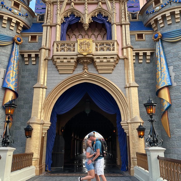 Meet your Posher, Kevin - Picture 1 of 1